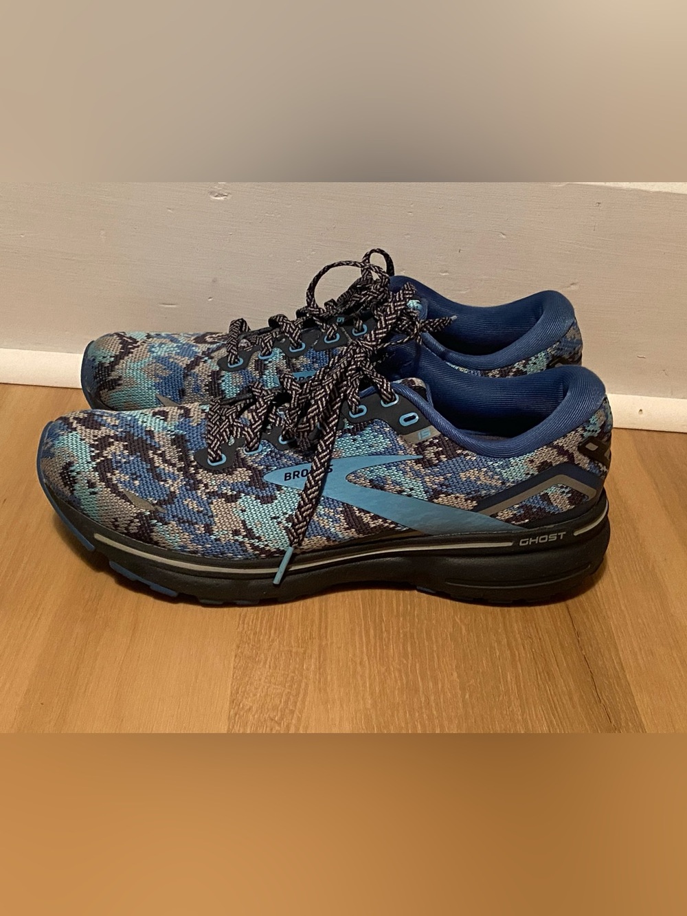 Brooks  Women’s Ghost 15 Running Shoes
